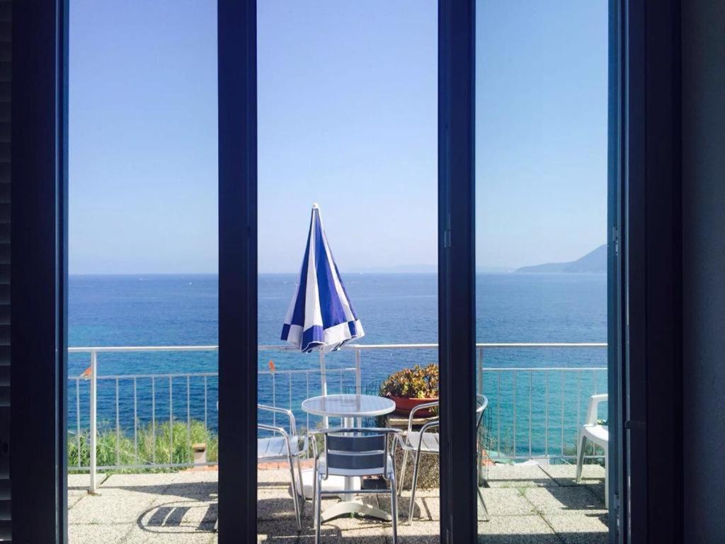 Appartamenti La Terrazza Sulle Ghiaie - Goelba Portoferraio Εξωτερικό φωτογραφία