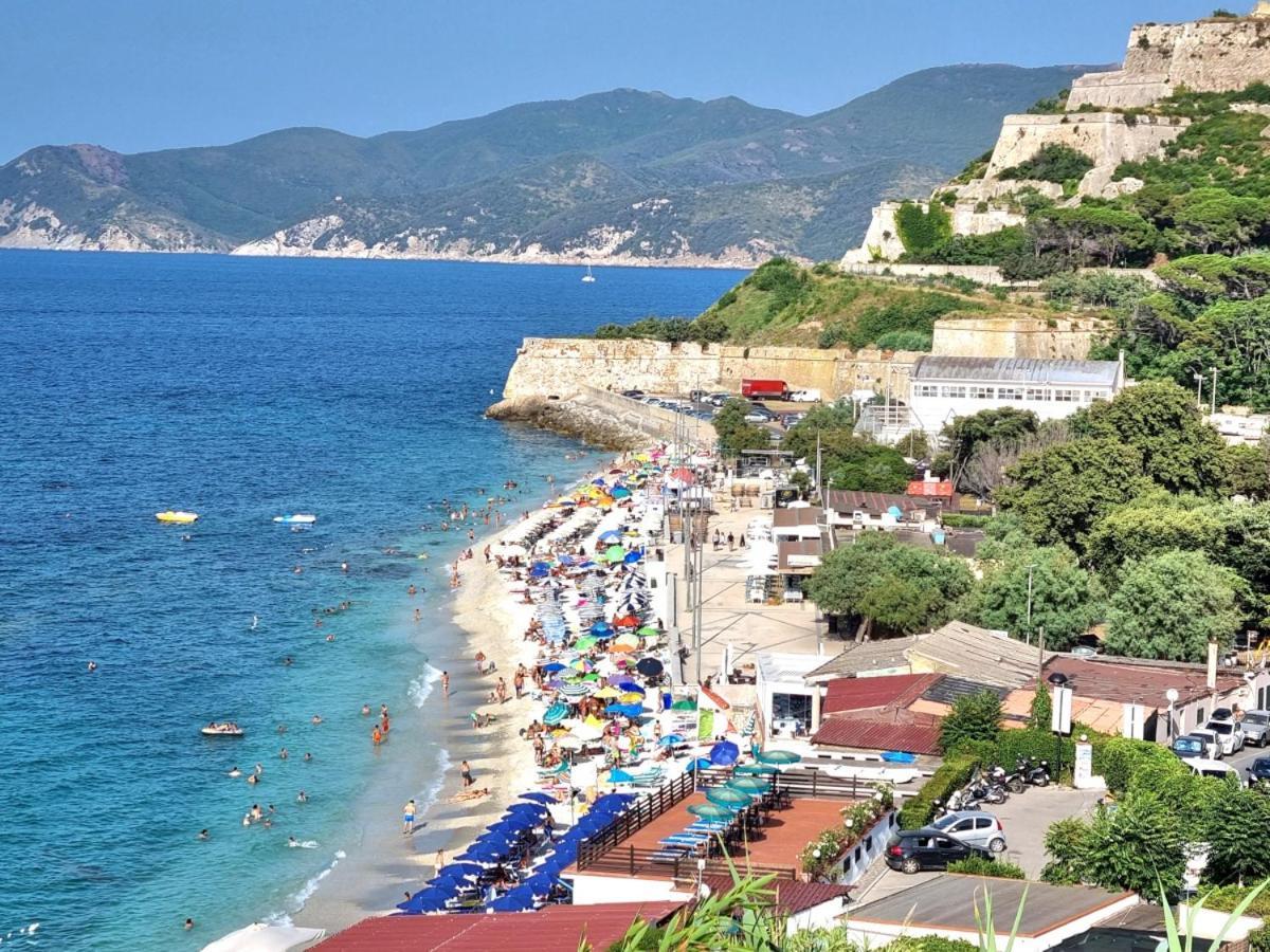 Appartamenti La Terrazza Sulle Ghiaie - Goelba Portoferraio Εξωτερικό φωτογραφία