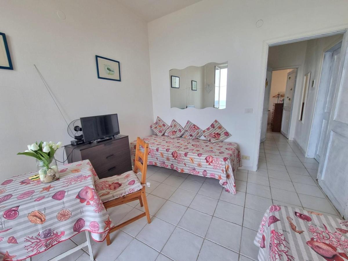 Appartamenti La Terrazza Sulle Ghiaie - Goelba Portoferraio Δωμάτιο φωτογραφία