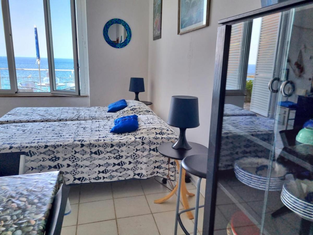 Appartamenti La Terrazza Sulle Ghiaie - Goelba Portoferraio Δωμάτιο φωτογραφία